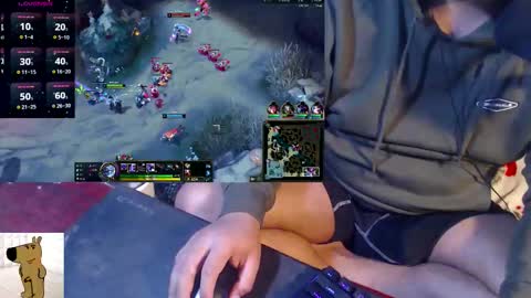 Snapshot of hornydude939393 chatting on November 21, 11:09 am hornydude939393 online show from November 21, 11:09 am