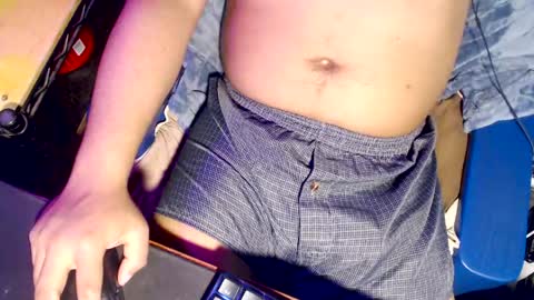 Snapshot of hornydude939393 chatting on April 4, 10:02 am hornydude939393 online show from April 4, 10:02 am