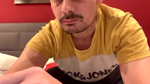 Snapshot of hornyfood112 chatting on October 19, 9:37 pm hornyfood112 online show from October 19, 9:37 pm