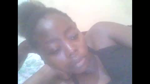 hornygal001 online show from October 1, 5:24 am