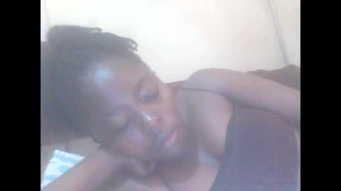 hornygal001 online show from November 10, 4:44 am