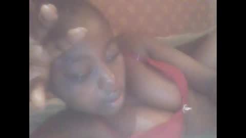 hornygal001 online show from December 17, 6:19 am