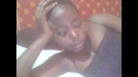 Snapshot of hornygal001 chatting on February 17, 4:42 am hornygal001 online show from February 17, 4:42 am