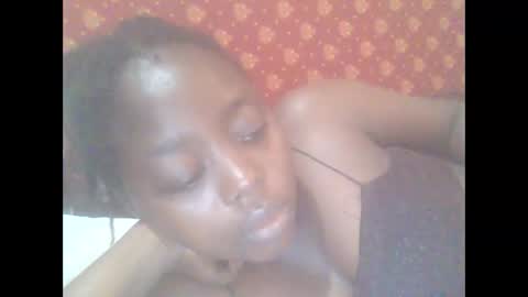 Snapshot of hornygal001 chatting on February 19, 5:03 am hornygal001 online show from February 19, 5:03 am