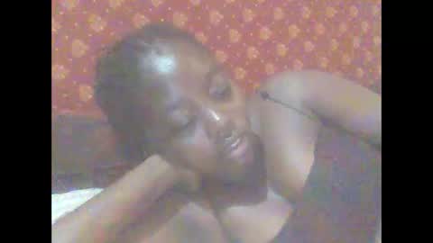 Snapshot of hornygal001 chatting on March 19, 5:00 am hornygal001 online show from March 19, 5:00 am