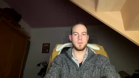 Snapshot of hornygaren chatting on January 15, 9:20 pm zorander online show from January 15, 9:20 pm