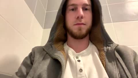 Snapshot of hornygaren chatting on March 10, 12:15 pm zorander online show from March 10, 12:15 pm