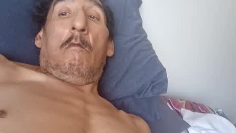 Snapshot of hornyguy_2019 chatting on May 25, 3:40 pm hornyguy_2019 online show from May 25, 3:40 pm