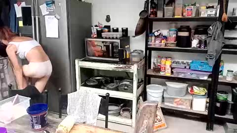 Nix  D online show from November 10, 7:07 am