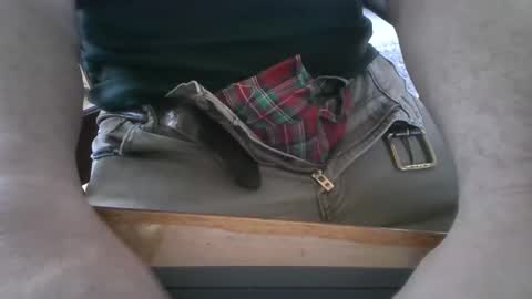 Snapshot of hornyhubby1001 chatting on March 24, 9:42 pm hornyhubby1001 online show from March 24, 9:42 pm