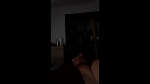 Snapshot of hornyman6942842 chatting on February 6, 11:24 am hornyman6942842 online show from February 6, 11:24 am