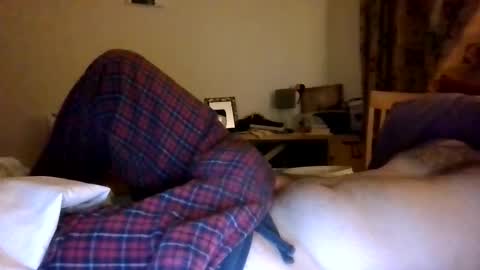 Snapshot of hornymorri93 chatting on October 18, 10:21 pm hornymorri93 online show from October 18, 10:21 pm