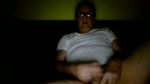 Snapshot of hornyoldman2558 chatting on June 21, 10:40 am hornyoldman2558 online show from June 21, 10:40 am