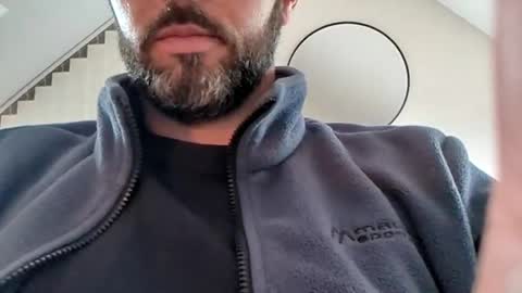 Snapshot of hornypeter1987 chatting on May 11, 8:53 am Hornypeter online show from May 11, 8:53 am