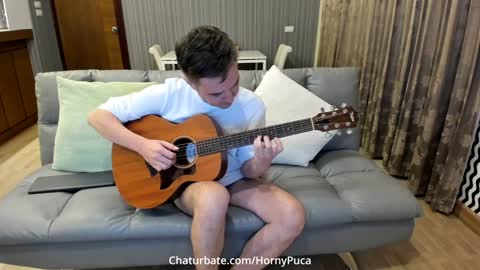 Snapshot of hornypuca chatting on October 5, 4:27 pm Puca Tam online show from October 5, 4:27 pm