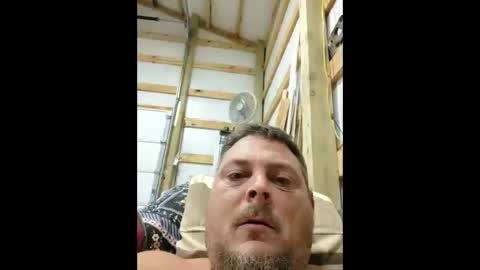 Snapshot of hornyredneck2021 chatting on October 5, 1:42 pm Hornyredneck online show from October 5, 1:42 pm