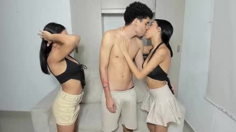 CLOE LONG BLACK HAIR - HARPPER BROWN HAIR online show from November 17, 12:16 am