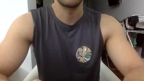 hornyspaniard93 online show from March 14, 11:43 pm