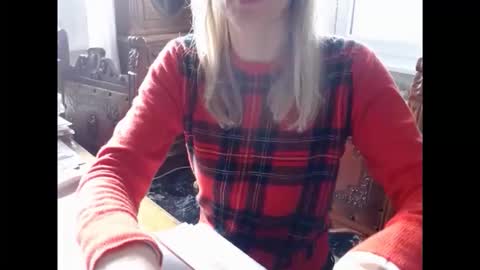 Snapshot of hornyssima chatting on November 7, 8:58 am Hornyssima online show from November 7, 8:58 am