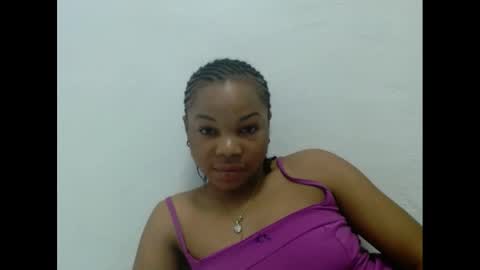 Snapshot of hornyxbum chatting on February 10, 6:35 pm hornyxbum online show from February 10, 6:35 pm