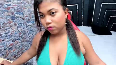 Snapshot of hornyy_staar chatting on October 20, 7:47 pm Estrella online show from October 20, 7:47 pm