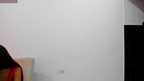 Snapshot of horrny_18_victoria chatting on January 31, 9:59 pm ronald and victoria online show from January 31, 9:59 pm