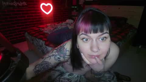 Messalina Horror online show from September 16, 5:36 pm