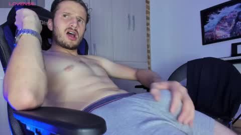 horse_man2 online show from September 20, 1:50 am