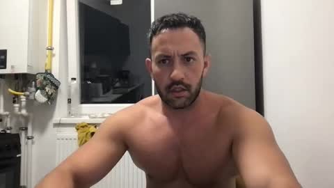 Snapshot of horsechris chatting on April 28, 8:47 pm Chriss90 online show from April 28, 8:47 pm