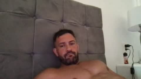 Snapshot of horsechris chatting on June 20, 12:52 pm Chriss90 online show from June 20, 12:52 pm