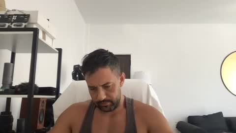 Snapshot of horsechris chatting on June 26, 7:57 am Chriss90 online show from June 26, 7:57 am