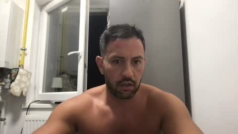 Snapshot of horsechris chatting on July 16, 8:37 pm Chriss90 online show from July 16, 8:37 pm
