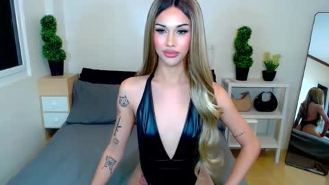 Snapshot of horsecockmadison chatting on December 22, 6:32 am Madison online show from December 22, 6:32 am