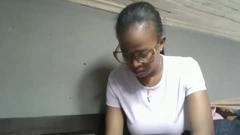 Snapshot of hortansiaa chatting on June 3, 4:23 pm Hortansiaa online show from June 3, 4:23 pm