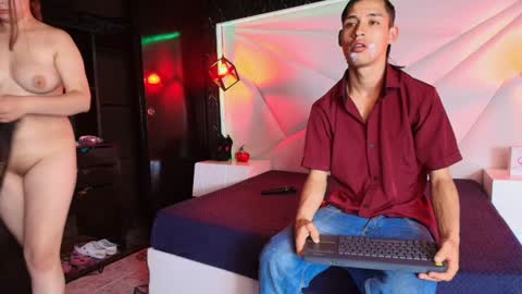 Snapshot of horus_at chatting on December 31, 11:09 am horus_at online show from December 31, 11:09 am