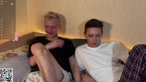 Snapshot of horzy_forz chatting on December 24, 10:06 pm Horzy online show from December 24, 10:06 pm