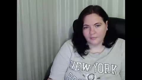 Snapshot of hot2panthers chatting on November 21, 10:03 am hot2panthers online show from November 21, 10:03 am