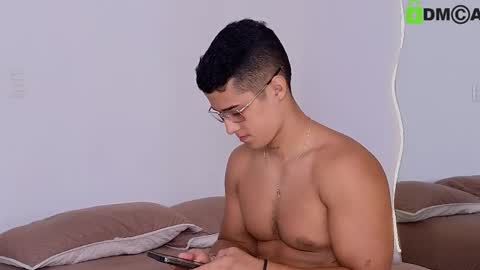 Marcus  Tatti  online show from May 22, 3:17 pm