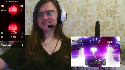 Mia online show from February 4, 10:43 am