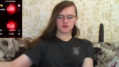 Mia online show from February 7, 7:12 am