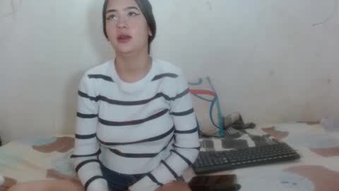 hot_and_complacent_latin online show from November 9, 1:42 pm