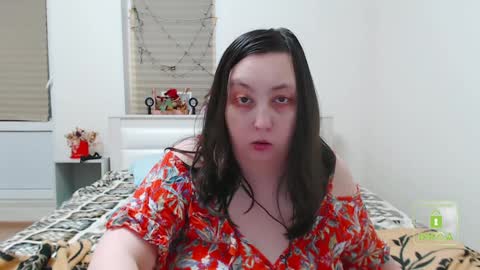 Snapshot of hot_and_pretty chatting on December 30, 9:19 pm Lila online show from December 30, 9:19 pm