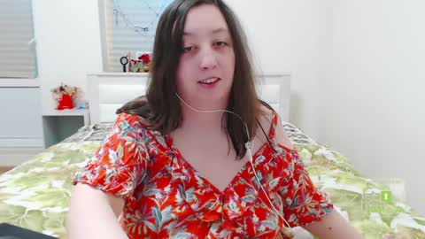 Snapshot of hot_and_pretty chatting on January 7, 12:31 pm Lila online show from January 7, 12:31 pm