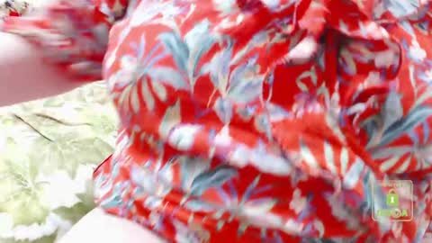 Snapshot of hot_and_pretty chatting on January 8, 12:37 pm Lila online show from January 8, 12:37 pm