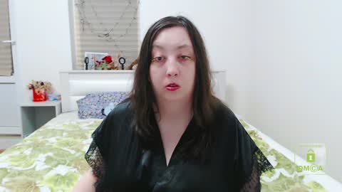 Snapshot of hot_and_pretty chatting on January 23, 3:22 pm Lila online show from January 23, 3:22 pm