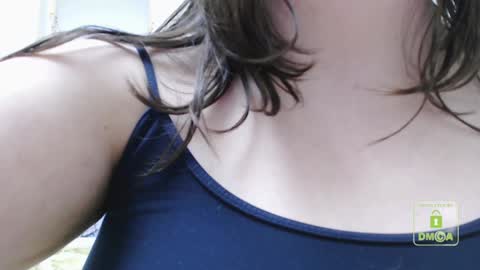 Snapshot of hot_and_pretty chatting on January 25, 12:37 pm Lila online show from January 25, 12:37 pm