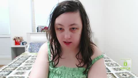 Snapshot of hot_and_pretty chatting on February 1, 9:43 am Lila online show from February 1, 9:43 am