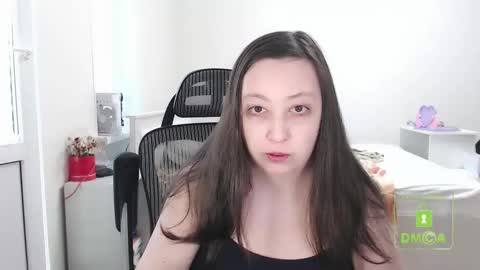 Snapshot of hot_and_pretty chatting on October 18, 9:54 am Lila online show from October 18, 9:54 am