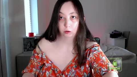 Snapshot of hot_and_pretty chatting on April 14, 3:18 pm Lila online show from April 14, 3:18 pm