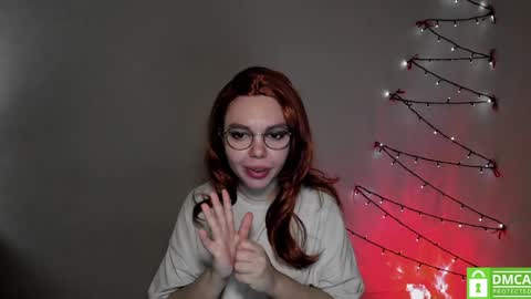   online show from December 18, 3:33 pm